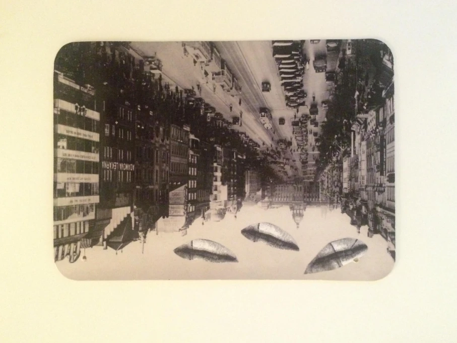 Intersecciones – Photomontage by Rosana Auqué reflecting the inversion of perception and urban vision.